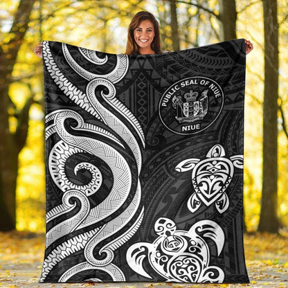 Niue Premium Blanket - White Tentacle Turtle