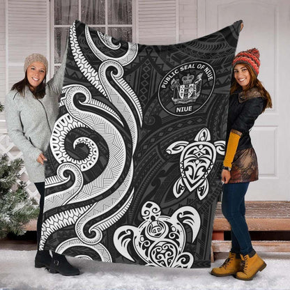 Niue Premium Blanket - White Tentacle Turtle