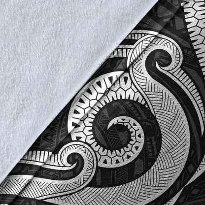 Niue Premium Blanket - White Tentacle Turtle