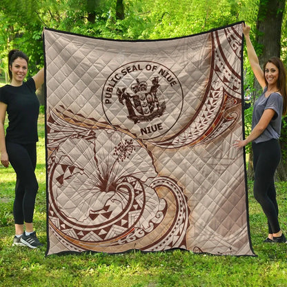 Niue Premium Quilt - Hibiscus Flowers Vintage Style