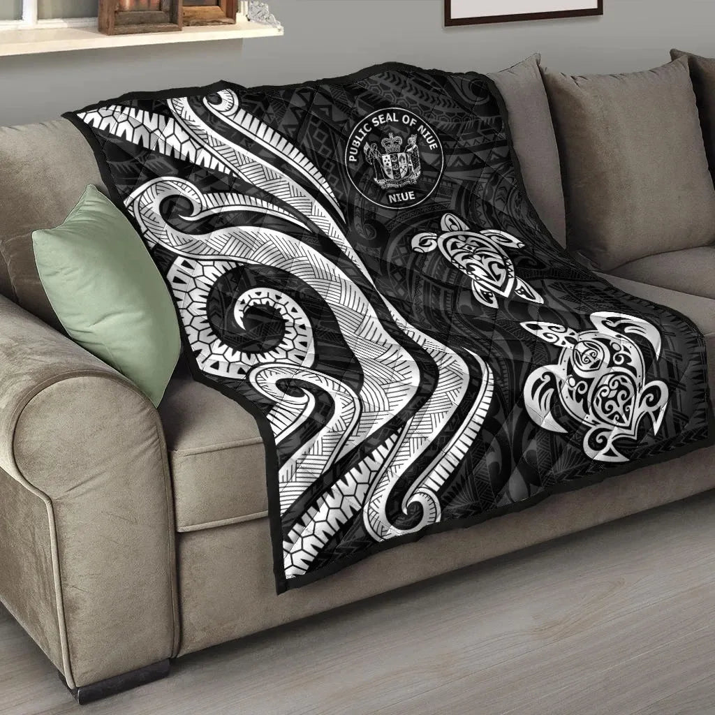 Niue Premium Quilt - White Tentacle Turtle