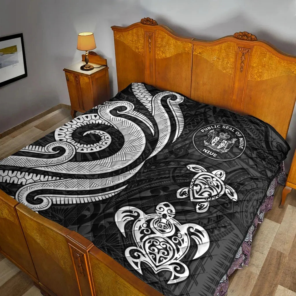 Niue Premium Quilt - White Tentacle Turtle
