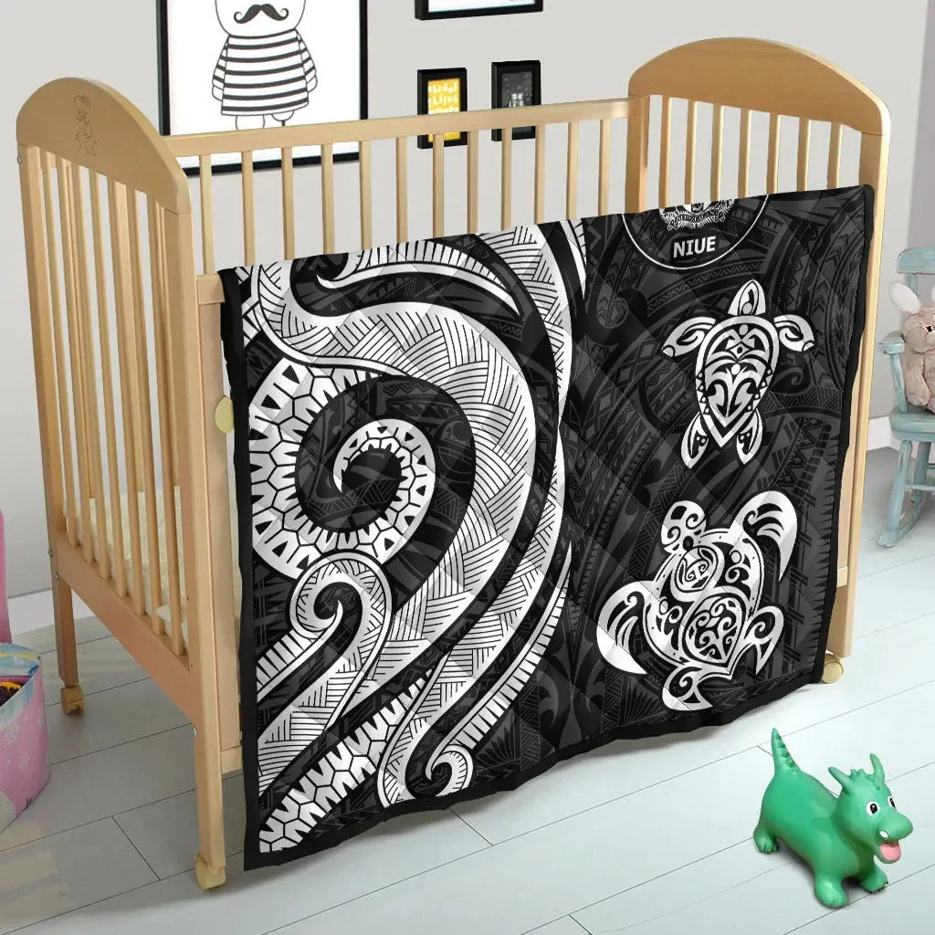 Niue Premium Quilt - White Tentacle Turtle