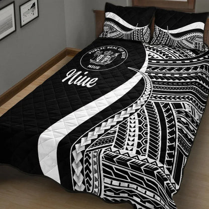 Niue Quilt Bed Set - White Polynesian Tentacle Tribal Pattern