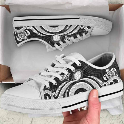 Northern Mariana Islands Low Top Canvas Shoes - White Tentacle Turtle