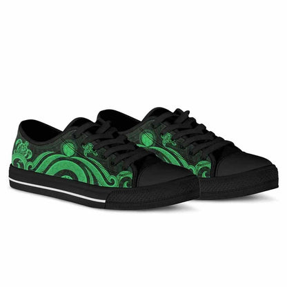 Northern Mariana Islands Low Top Shoes - Green Tentacle Turtle