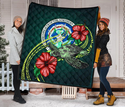 Northern Mariana Islands Polynesian Premium Quilt - Green Turtle Hibiscus