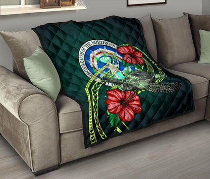 Northern Mariana Islands Polynesian Premium Quilt - Green Turtle Hibiscus