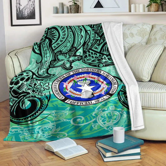 Northern Mariana Islands Premium Blanket - Vintage Floral Pattern Green Color