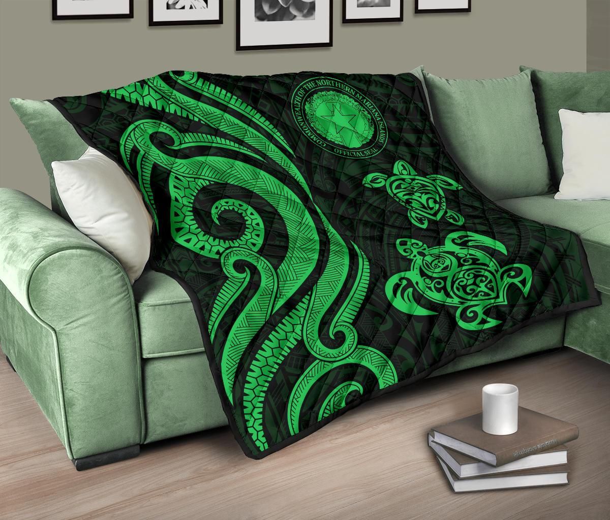 Northern Mariana Islands Premium Quilt - Green Tentacle Turtle