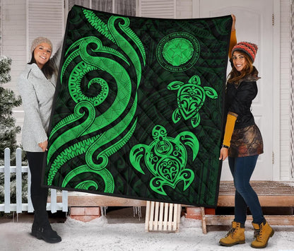 Northern Mariana Islands Premium Quilt - Green Tentacle Turtle