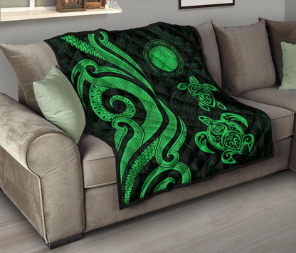 Northern Mariana Islands Premium Quilt - Green Tentacle Turtle