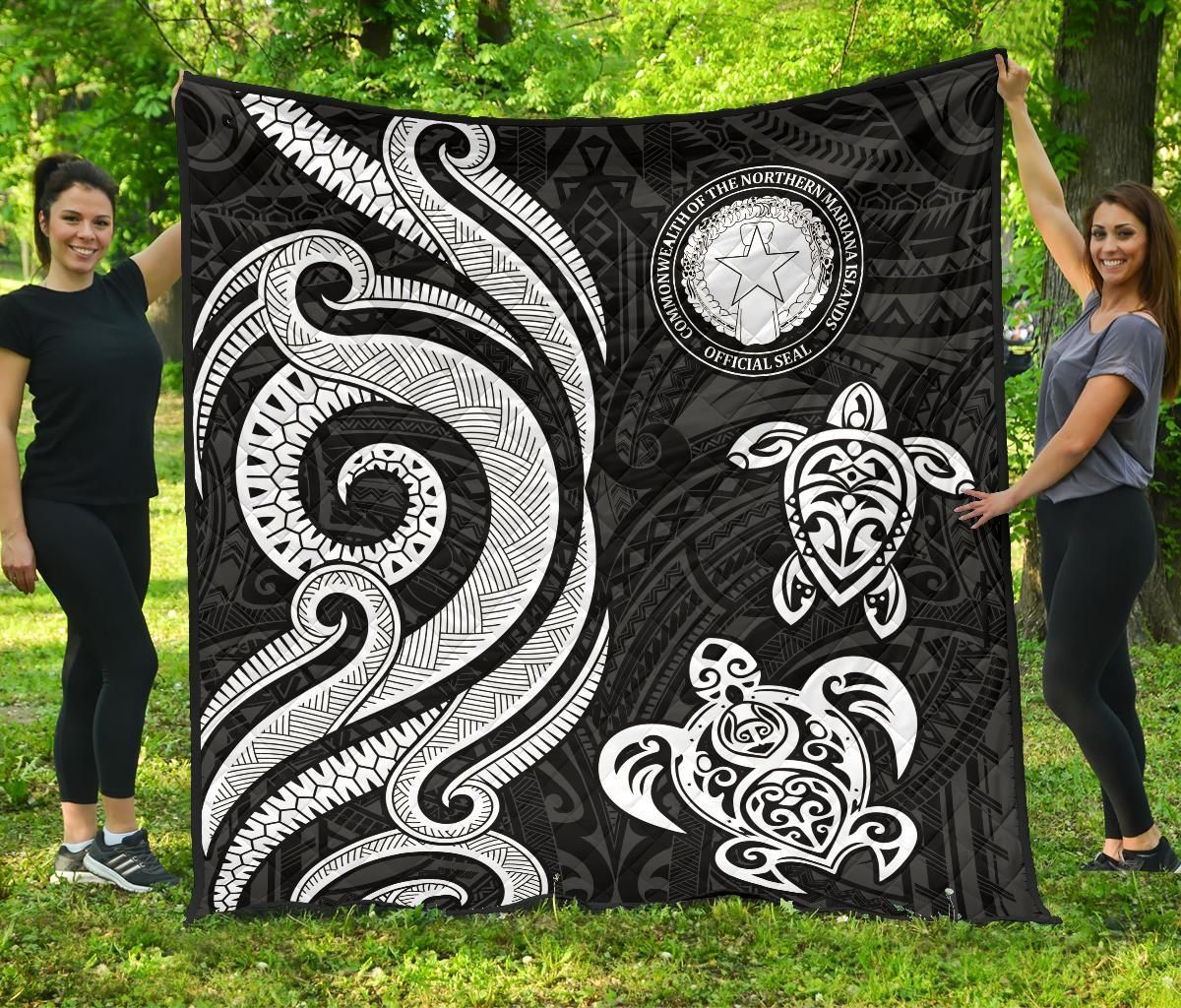 Northern Mariana Islands Premium Quilt -  White Tentacle Turtle