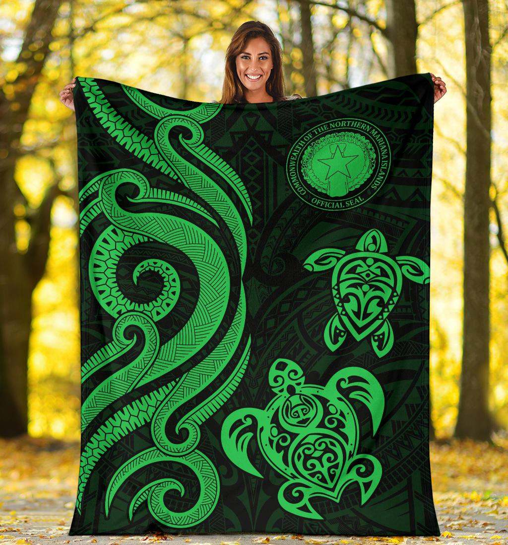 Northern Mariana Premium Blanket - Tentacle Turtle Green