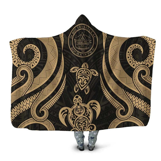 Palau Hooded Blanket - Gold Tentacle Turtle