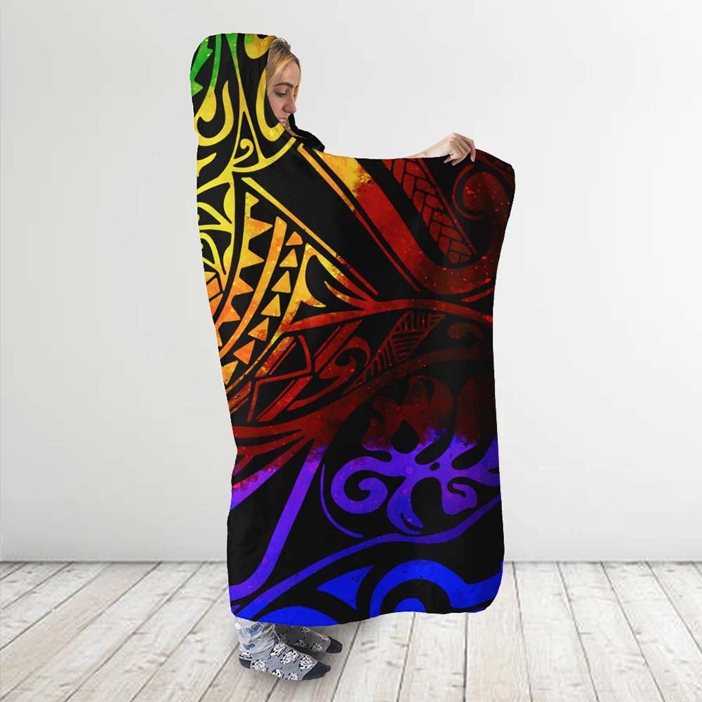 Palau Hooded Blanket - Rainbow Polynesian Pattern