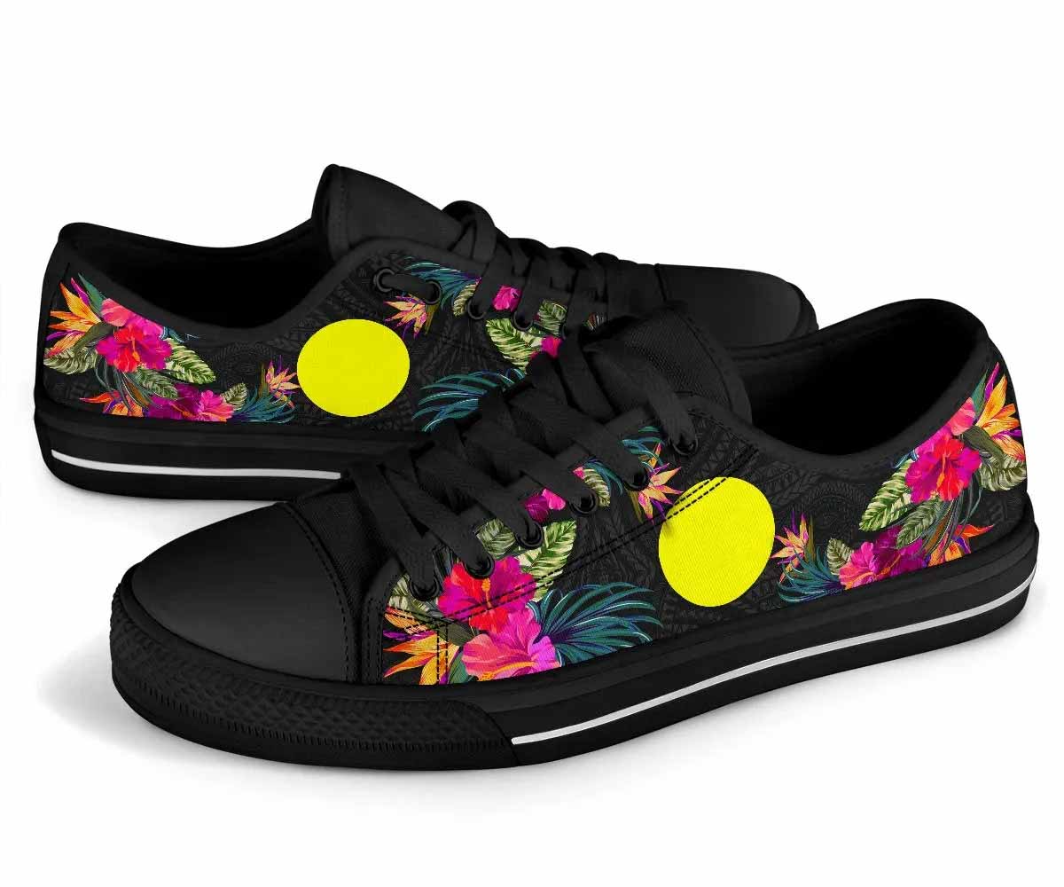 Palau Low Top Shoes - Hibiscus Polynesian Pattern