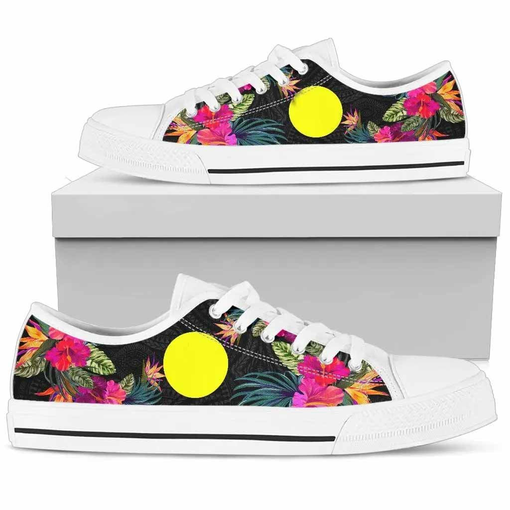 Palau Low Top Shoes - Hibiscus Polynesian Pattern