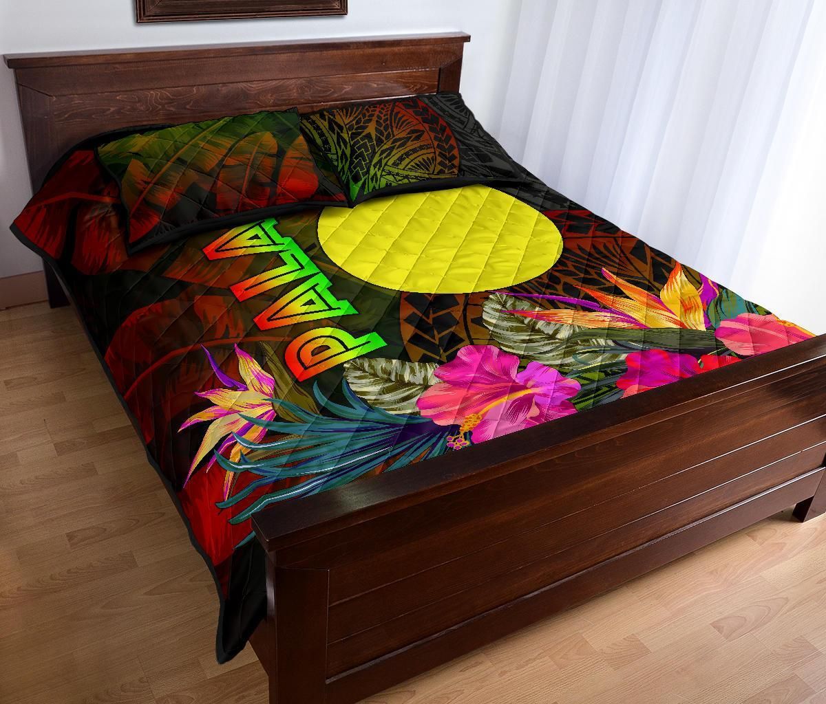 Palau Polynesian Quilt Bed Set - Hibiscus and Banana Leaves