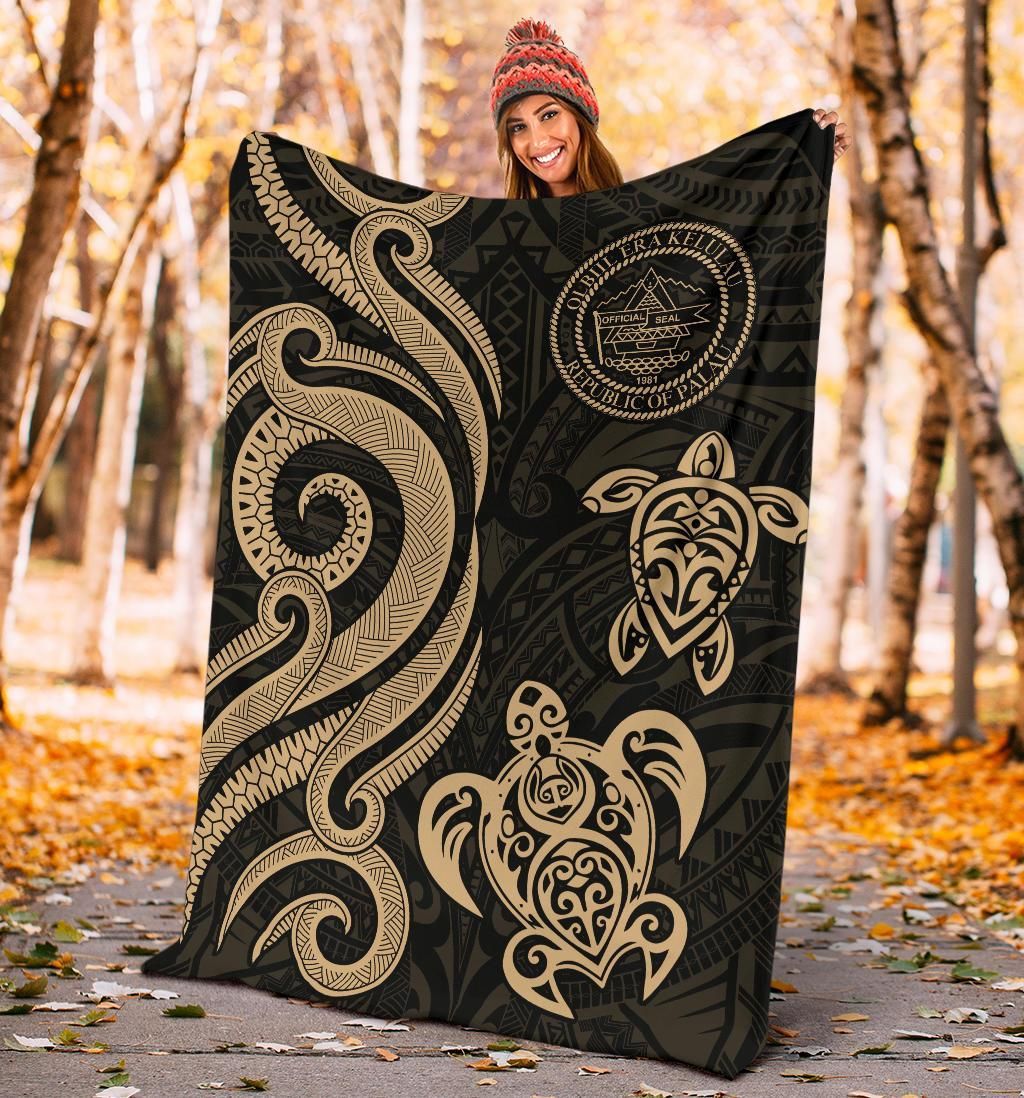 Palau Premium Blanket - Gold Tentacle Turtle