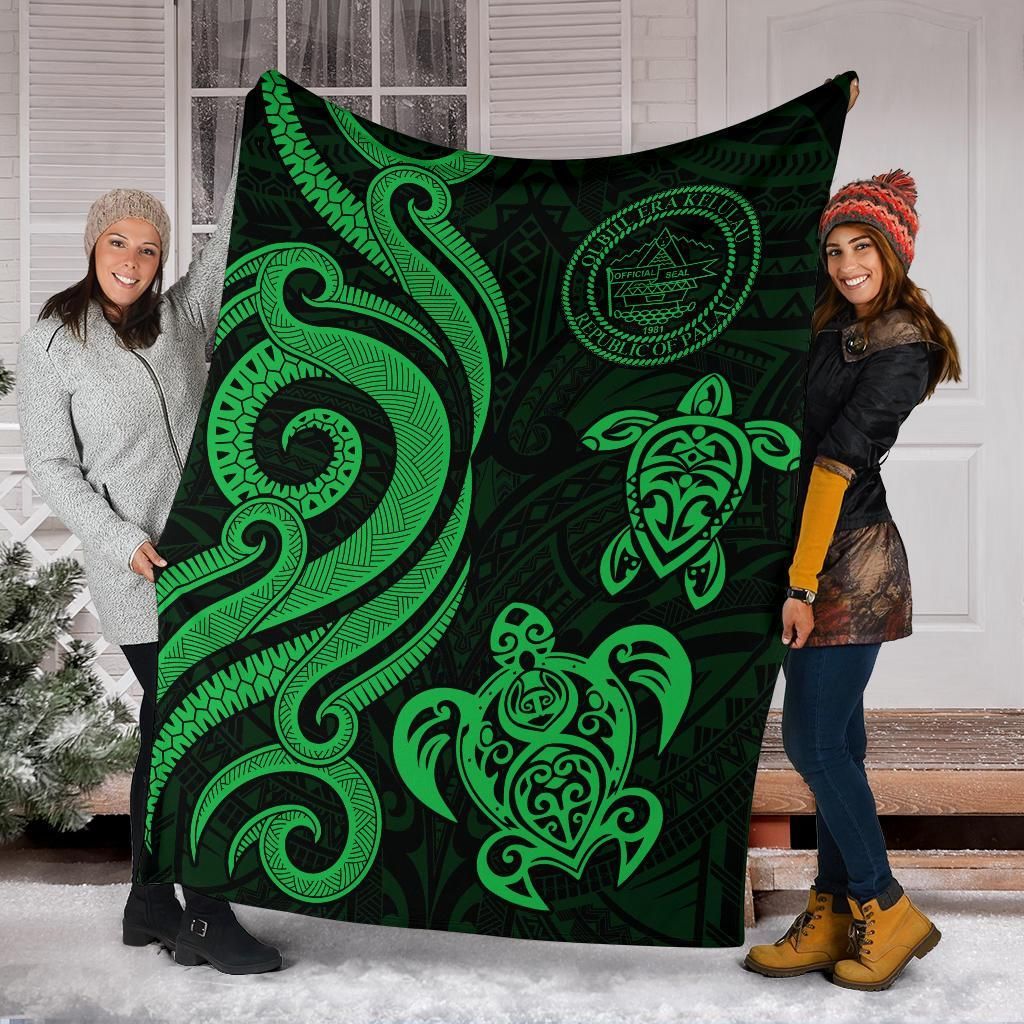 Palau Premium Blanket - Green Tentacle Turtle