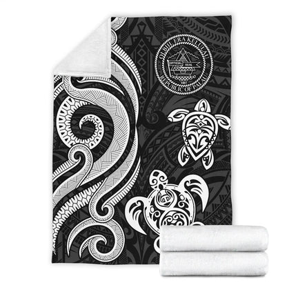 Palau Premium Blanket - White Tentacle Turtle