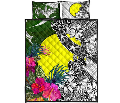 Palau Quilt Bed Set White - Turtle Plumeria Banana Leaf