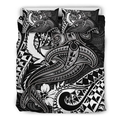 Pohnpei Bedding Set - White Shark Polynesian Tattoo