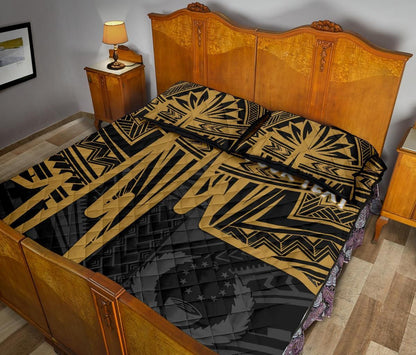 Pohnpei Personalised Quilt Bed Set - Pohnpei Seal In Heartbeat Patterns Style (Gold)
