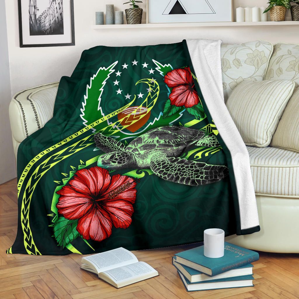 Pohnpei Polynesian Premium Blanket - Green Turtle Hibiscus