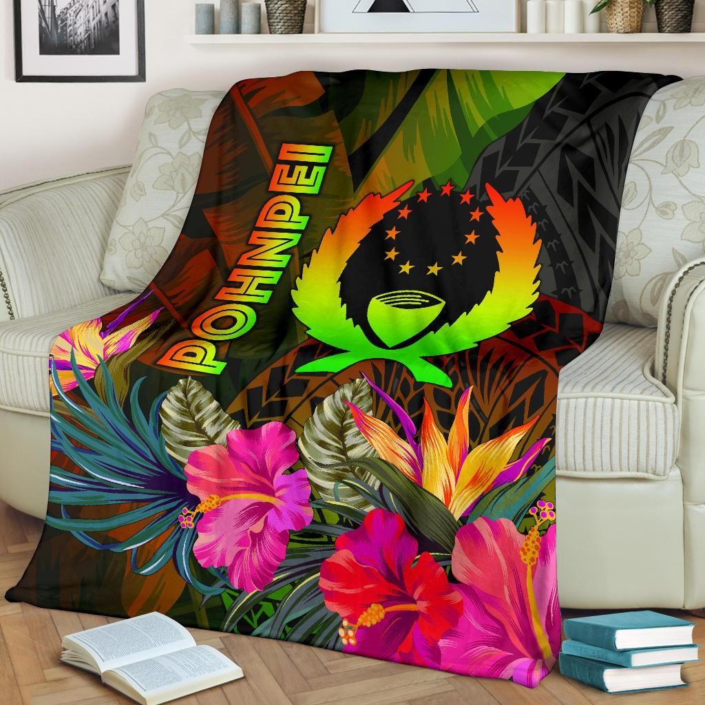 Pohnpei Polynesian Premium Blanket -  Hibiscus and Banana Leaves
