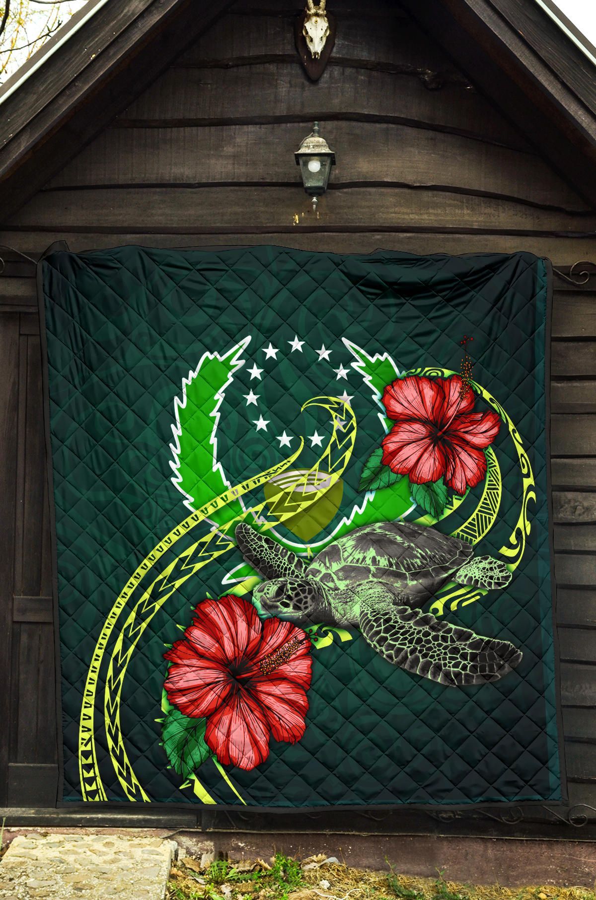 Pohnpei Polynesian Premium Quilt - Green Turtle Hibiscus