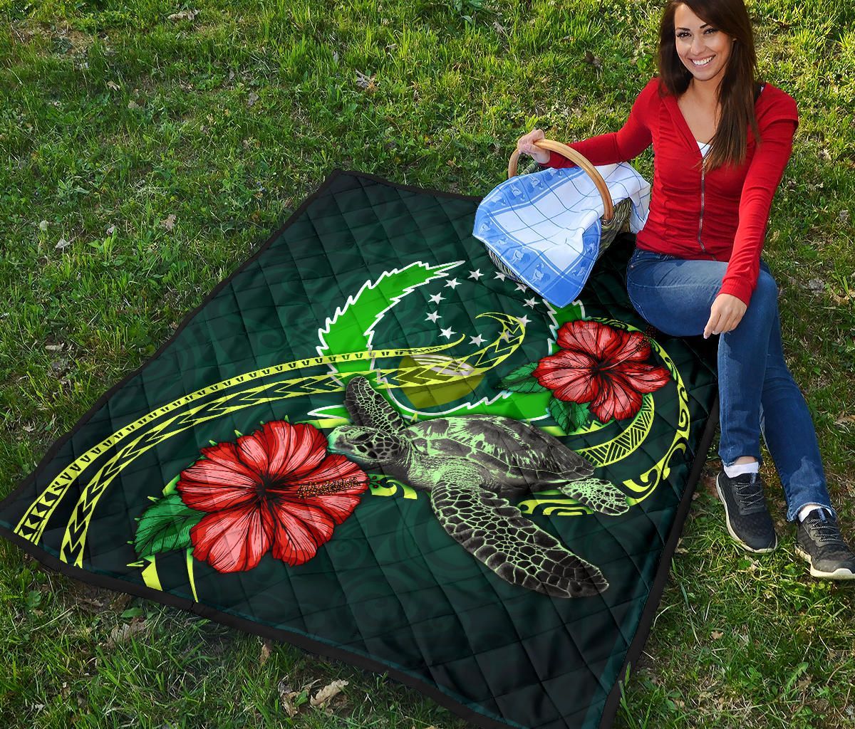 Pohnpei Polynesian Premium Quilt - Green Turtle Hibiscus