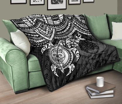 Pohnpei Polynesian Premium Quilt - Polynesian White Turtle