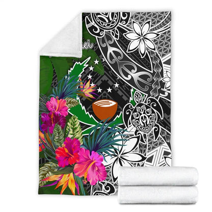 Pohnpei Premium Blanket - Turtle Plumeria Banana Leaf