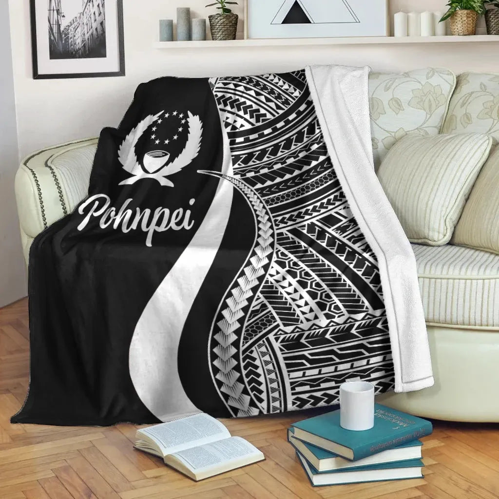 Pohnpei Premium Blanket - White Polynesian Tentacle Tribal Pattern