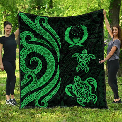 Pohnpei Premium Quilt - Green Tentacle Turtle