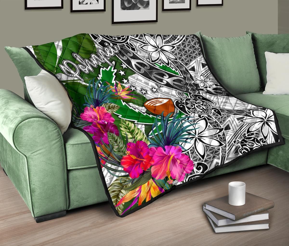 Pohnpei Premium Quilt White - Turtle Plumeria Banana Leaf