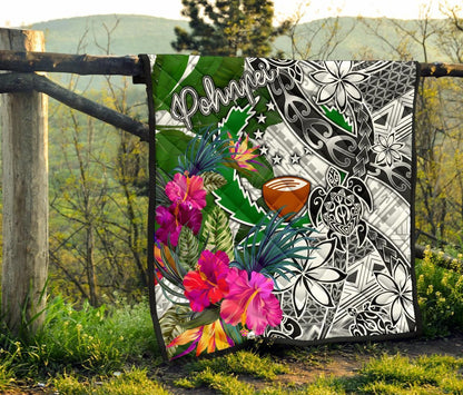 Pohnpei Premium Quilt White - Turtle Plumeria Banana Leaf