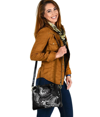 Pohnpei Shoulder Handbag - White Shark Polynesian Tattoo