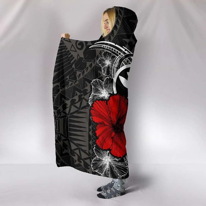 Polynesian Hawaii Kanaka Maoli Hooded Blanket - Humpback Whale with Hibiscus (White)