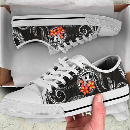 Polynesian Hawaii Low Top Shoes - Black Plumeria