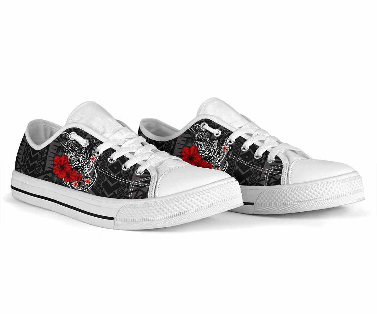 Polynesian Hawaii Low Top Shoes - Humpback Whale with Hibiscus (White)