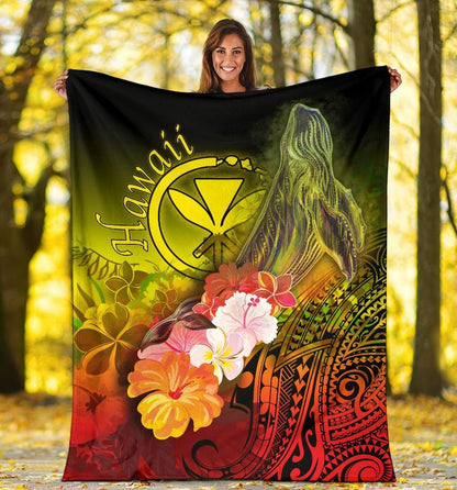 Polynesian Hawaii Premium Blanket - Kanaka Maoli Humpback Whale with Tropical Flowers (Yellow)
