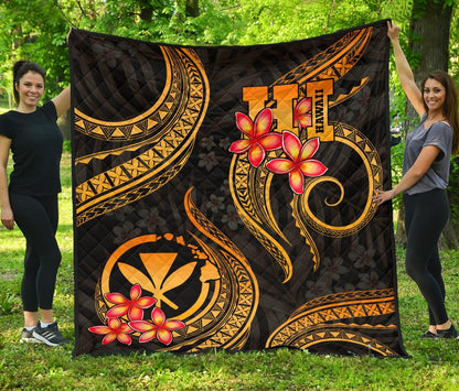 Polynesian Hawaii Premium Quilt - Gold Plumeria