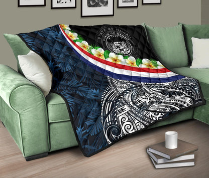 Polynesian Hawaii Premium Quilt - Hawaii Seal With Plumeria Style