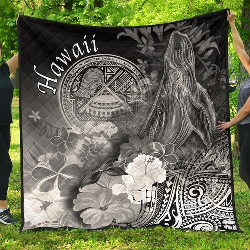 Polynesian Hawaii Premium Quilt - Humpback Whale with Tropical Flowers (White)