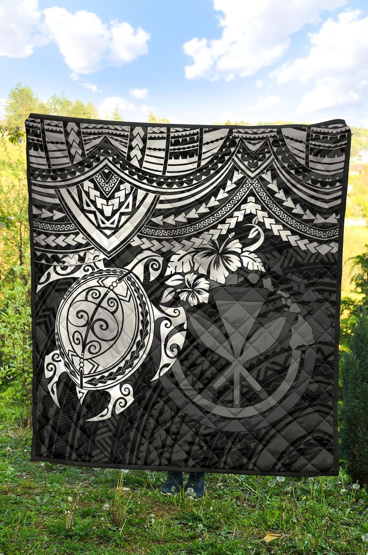 Hawaii Polynesian Premium Quilt - Kanaka Maoli & White Turtle Hibiscus