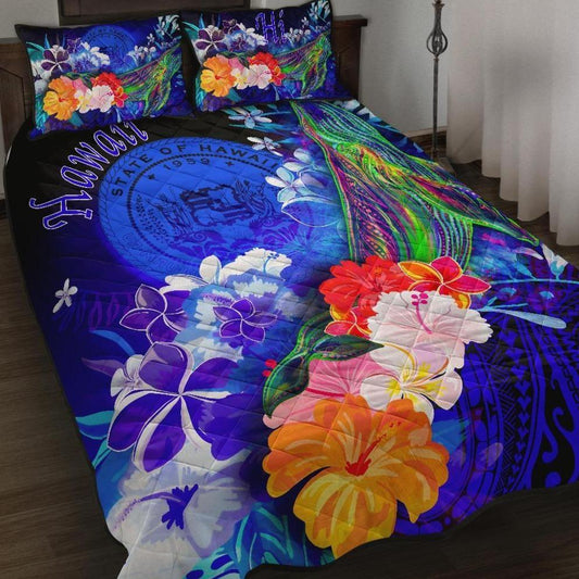 Polynesian Hawaii Quilt Bed Set - Humpback Whale with Tropical Flowers (Blue)