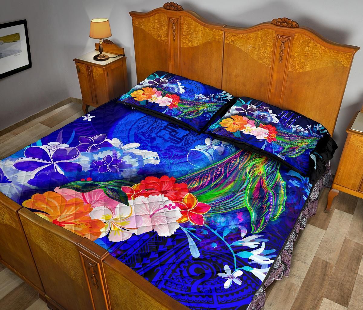 Polynesian Hawaii Quilt Bed Set - Humpback Whale with Tropical Flowers (Blue)
